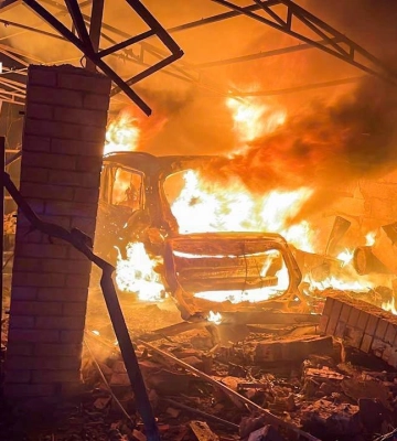 Авто горіли, будинки пошкоджені: ДСНС показала наслідки атаки на Одещину - ОНОВЛЮЄТЬСЯ