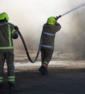 Вибух у двоповерхівці Одеси: п’ятьох людей госпіталізували з опіками