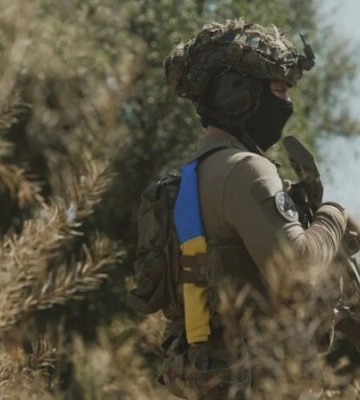 Головне за ніч та ранок понеділка, 7 вересня: майже 240 боєзіткнень, обстріли Херсонщини, запобіжний захід "Музі"