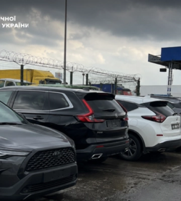 Фальшиві сертифікати: на Волині за шахрайство судитимуть директорку автокомпанії