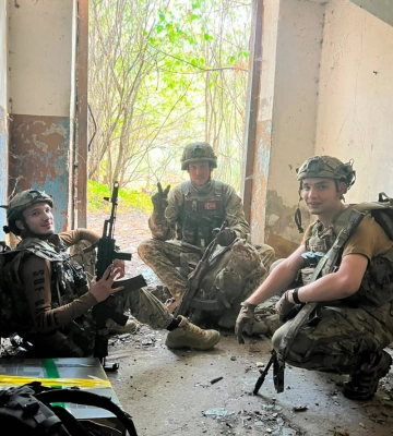 «У 19 пішов служити, а в 24 полює на окупантів з неба: історія прикордонника з Луцька