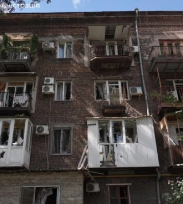 У Запоріжжі внаслідок атаки БпЛА пошкоджена багатоповерхівка - троє поранених