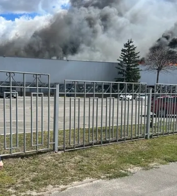 Атака на тютюнову фабрику в Прилуках. Поліція показала кадри з місця удару