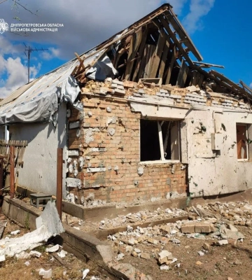 Окупанти 7 вересня майже 30 разів атакували Дніпропетровщину, є руйнування