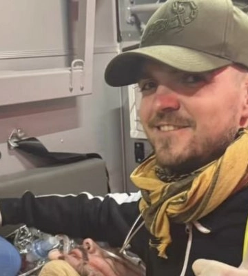 Лікар з Волині рік рятував військових на фронті, а тепер лікує дітей