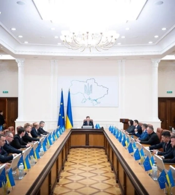 Уряд призначив трьох заступників міністрів та визначився з головою РДА