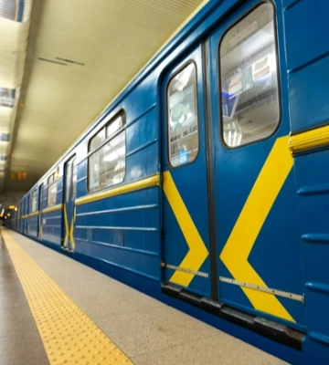 Премьер поручил обеспечить надлежащую работу метро из-за транспортного коллапса в Киеве