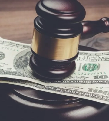 Судья подбивал адвоката занести $30 тысяч за нужный приговор в Киеве