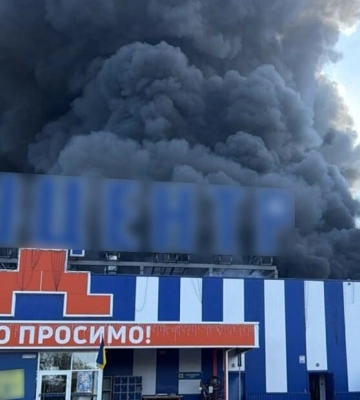 Росіяни вдарили по «Епіцентру» у Прилуках на Чернігівщині