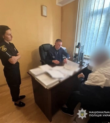 На Дніпропетровщині чоловік умисно поранив з вогнепальної зброї підлітка