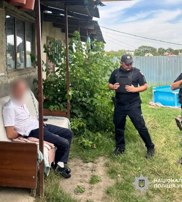 На Одещині заґратовано військового, який з автомату поранив тещу. ФОТО