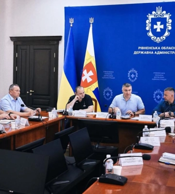 На Рівненщині шукають рішення для безпечного переїзду через залізничні колії