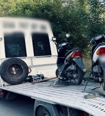 Під час патрулювання у Рівному поліцейські виявили двох нетверезих скутеристів