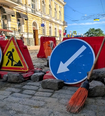 На вулицях Деповській і Південнопроектній тимчасово обмежать рух транспорту