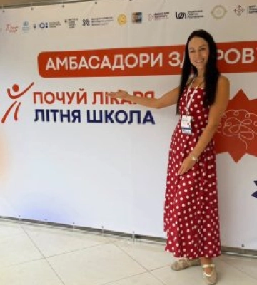 Заборонений секрет нутриціологів підірвав школу на Виноградівщині: чому шестикласники плакали і не хотіли відпускати гостю