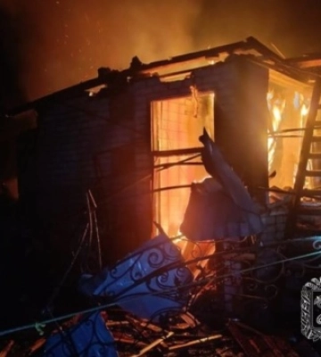 Російські дрони атакували селище на Харківщині, постраждали троє людей