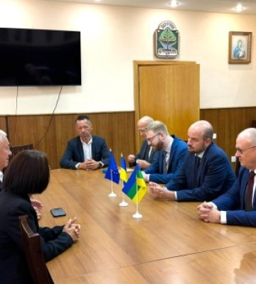 Словацька делегація відвідала Перечин: як розвивається Закарпатська громада під час війни