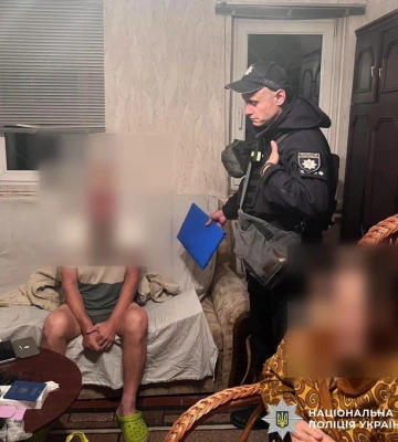 Харківські поліцейські розібралися з домашнім насильником, який тиранив дружину
