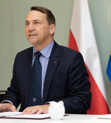 Сікорський оцінює тактику Росії: Путін робить помилку Третього Рейху