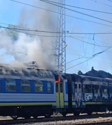 Россияне нанесли удар по поезду в Харьковской области