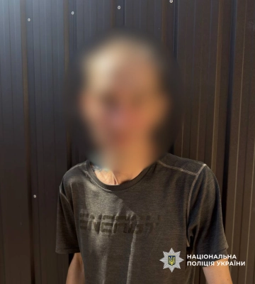 У підпалі фургона в Одесі підозрюють чоловіка, який натрапив на шахраїв і погодився на «співпрацю» за гроші