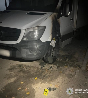 В Одесі затримали зловмисника, який на замовлення підпалив автівку