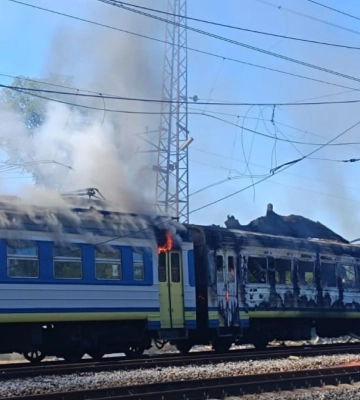 Россияне нанесли удар по поезду в Харьковской области