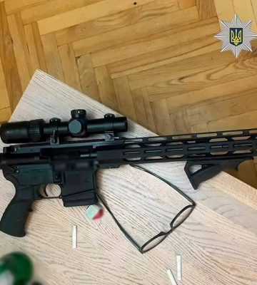 У Києві конфлікт між сусідами за паркомісце закінчився стріляниною