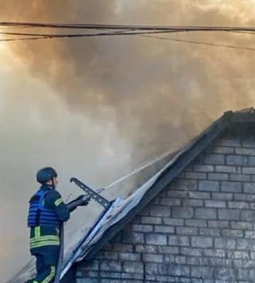 Кількість постраждалих від ворожої атаки на Київщині зросла до дев'яти осіб