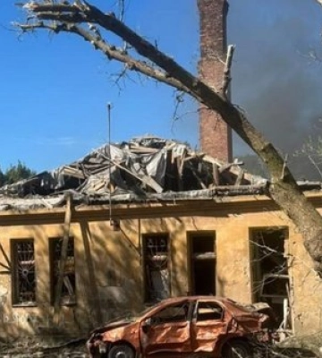 Окупанти скинули 5 ФАБів на Краматорськ: четверо поранених. ФОТО