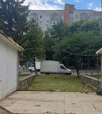 У Львові на вулиці Мазепи демонтували ще п’ять тимчасових споруд через реконструкцію дороги