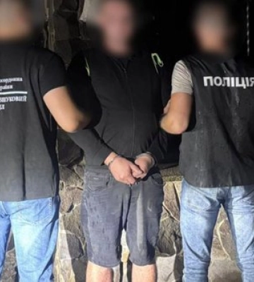 На Закарпатті викрито чоловіка, який за $12 000 переправляв військовозобов’язаних до Угорщини. ФОТОрепортаж
