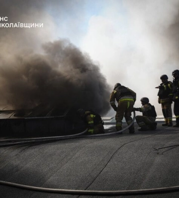 Російські війська масовано атакували Миколаїв, загинула людина, ще п'ятеро постраждали – ДСНС