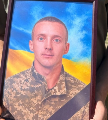 На Волині провели в останню дорогу Героя Василя Павловича
