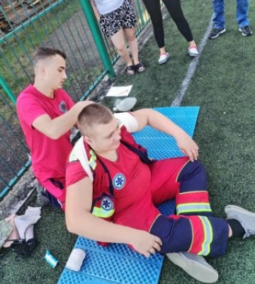 У Рахові парамедики провели тренінг з домедичної допомоги для цивільних