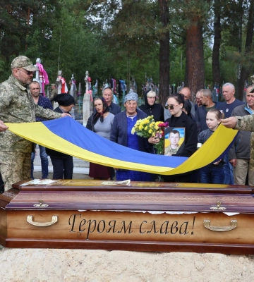 На Любешівщині провели у вічність Героя Володимира Хвесика