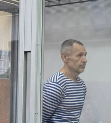 «Зробив вісім пострілів». У суді розпочали допит обвинуваченого у вбивстві Парубія