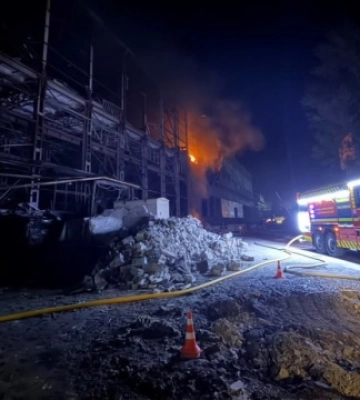 У Києві через удар РФ виникла пожежа в Голосіївському районі