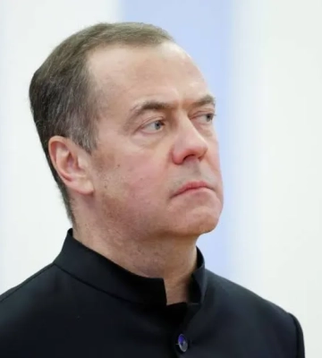 Медведєв заперечив мобілізацію в РФ восени та звинуватив Україну у провокації