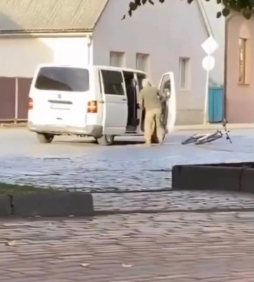 У Представництві Уповноваженого ВР на Закарпатті відреагували на відео із затриманням призовників у Мукачеві