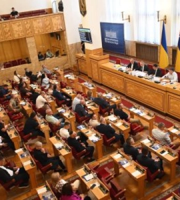 Шестеро закарпатців отримали відзнаку «За розвиток Закарпаття»: серед нагороджених лікарі, освітяни та управлінці