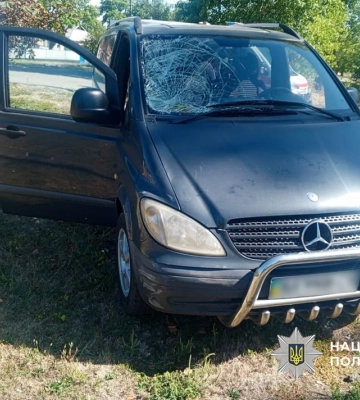 На Уманщині водій Mercedes на смерть збив велосипедиста (ФОТО)