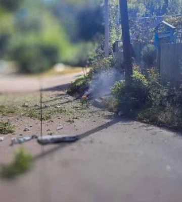 Росіяни вдарили двома КАБами по житловому сектору на околиці Сум, є потерпілі