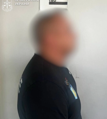 У Києві заґратовано шахраїв, які видурили у 13-річної доньки військового 2,5 млн гр