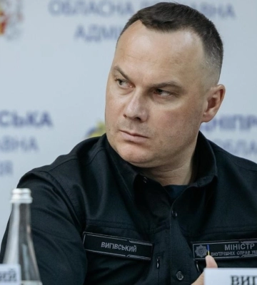 Глава МВС: РФ вдарила по ТРЦ у центрі Павлограда в момент, коли там було багато людей