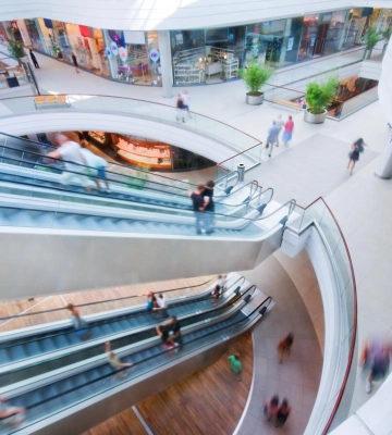 Dream, Retroville, River Mall: які ТРЦ працюватимуть під час "жовтої" тривоги у Києві