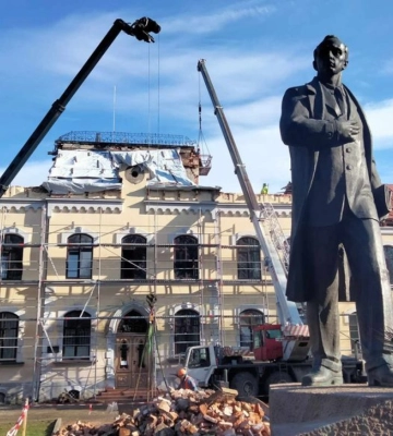 У Дублянах розпочали відновлення корпусу університету, пошкодженого російським дроном