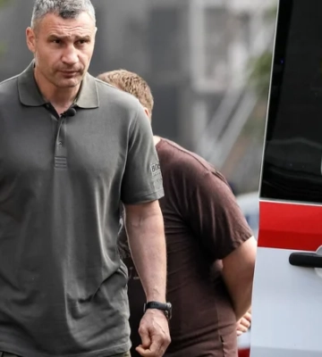 В Киеве российский дрон попал в бизнес-центр — Кличко