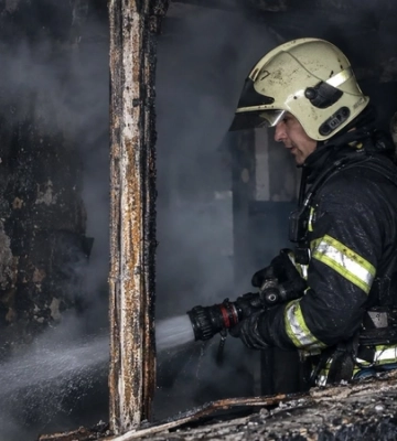 На Кіровоградщині під час пожежі загинула жінка, ще одну госпіталізували