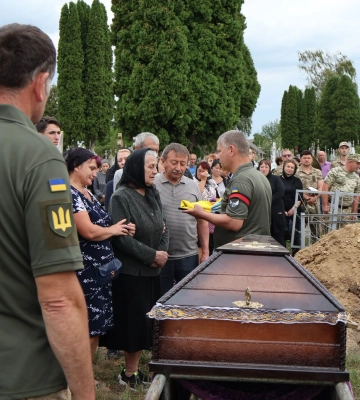 На Волині в останню путь провели військовослужбовця Леоніда Фищука